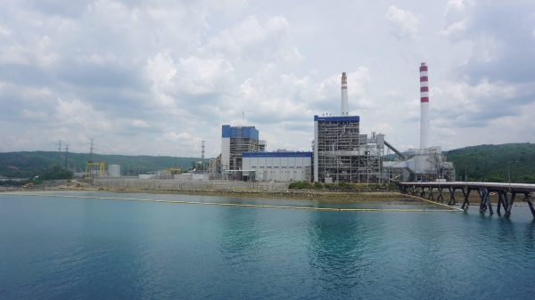 대림산업이 계통병입을 완료한 필리핀 최초의 초임계압 방식의 산 부에나벤튜라 석탄화력발전소 전경.