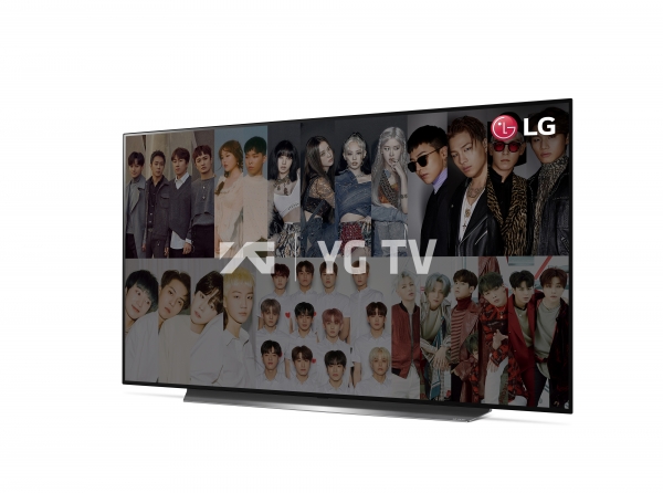 LG 올레드 TV(모델명: CX)에 한류 콘텐츠 채널을 띄운 모습.